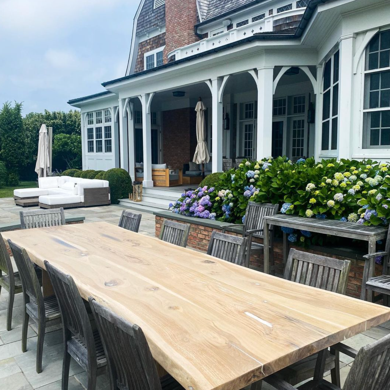 White oak deals outdoor dining table